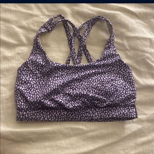 Lululemon sports bra size 6